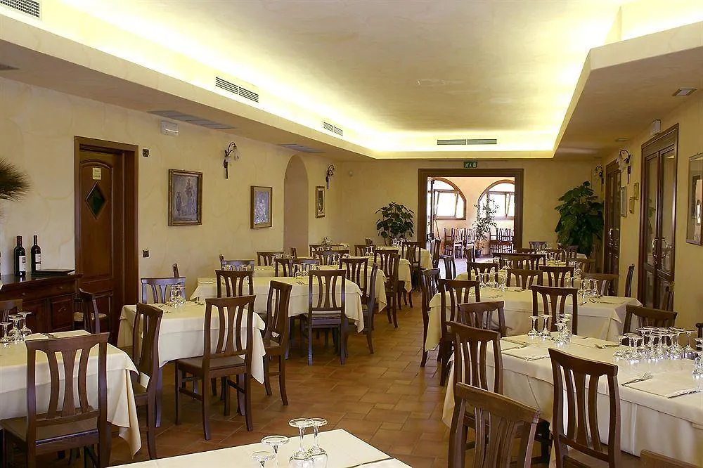 Hotel Giardino Corte Rubja إيغليزياس