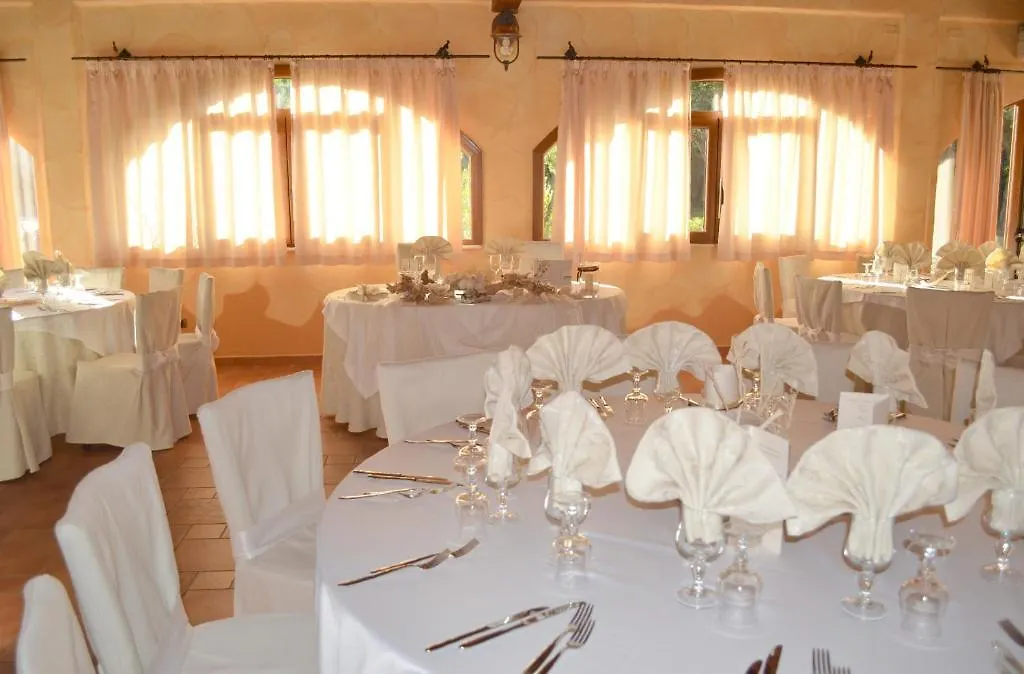Hotel Giardino Corte Rubja إيغليزياس