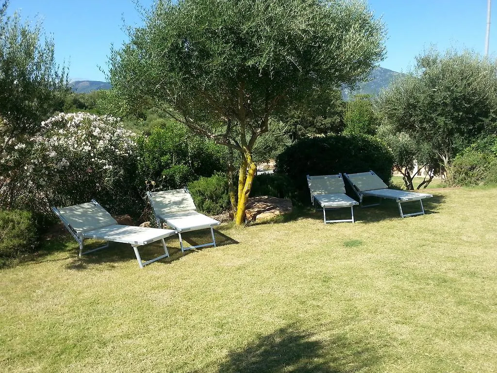 Hotel Giardino Corte Rubja إيغليزياس